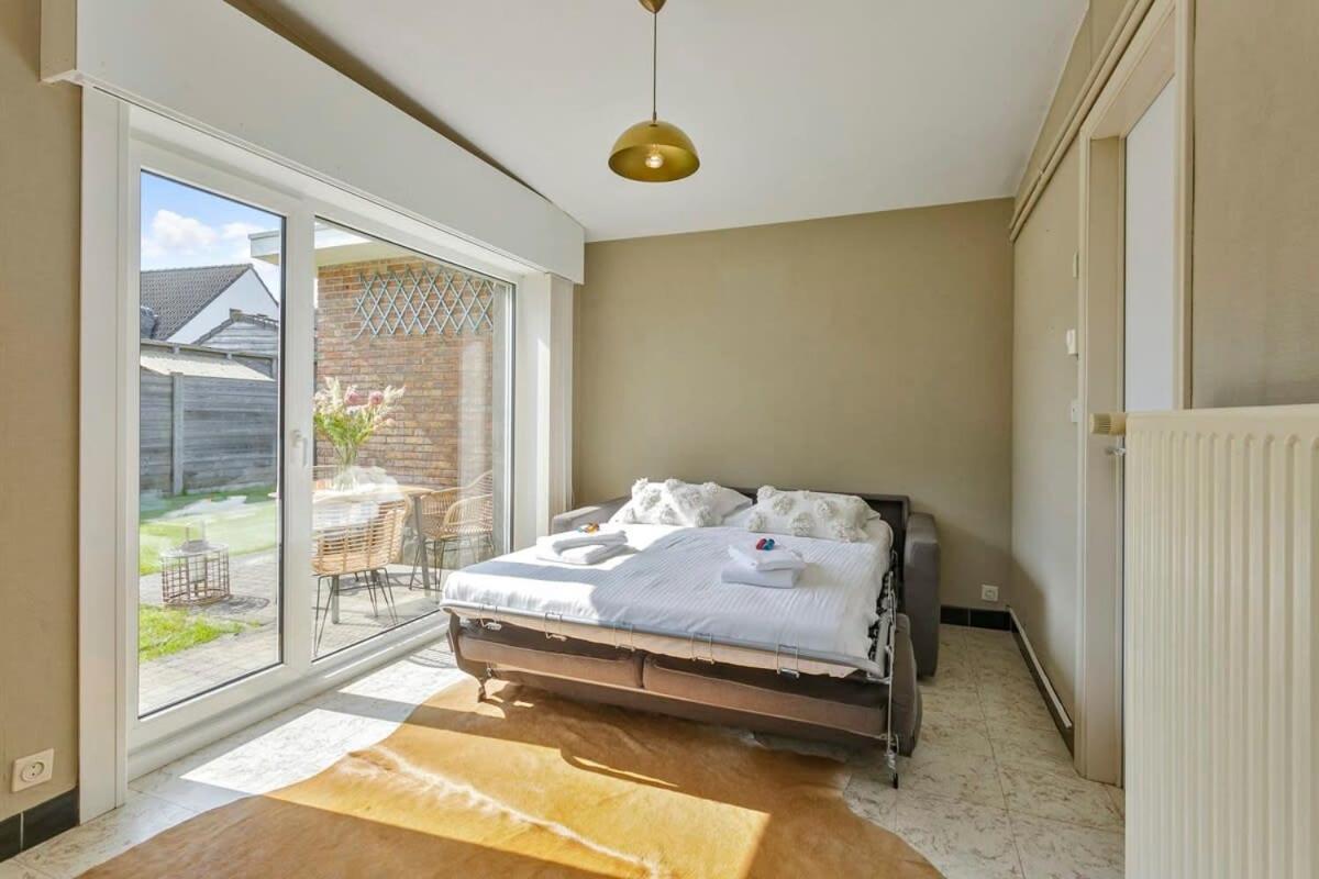 Huswell - Bungalow With Garden At 5 Minutes From The Beach Villa De Haan Esterno foto