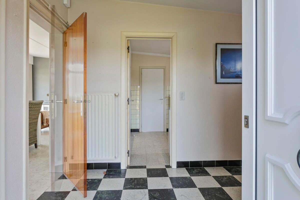 Huswell - Bungalow With Garden At 5 Minutes From The Beach Villa De Haan Esterno foto