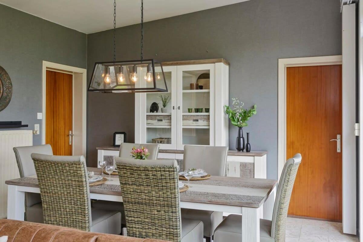 Huswell - Bungalow With Garden At 5 Minutes From The Beach Villa De Haan Esterno foto