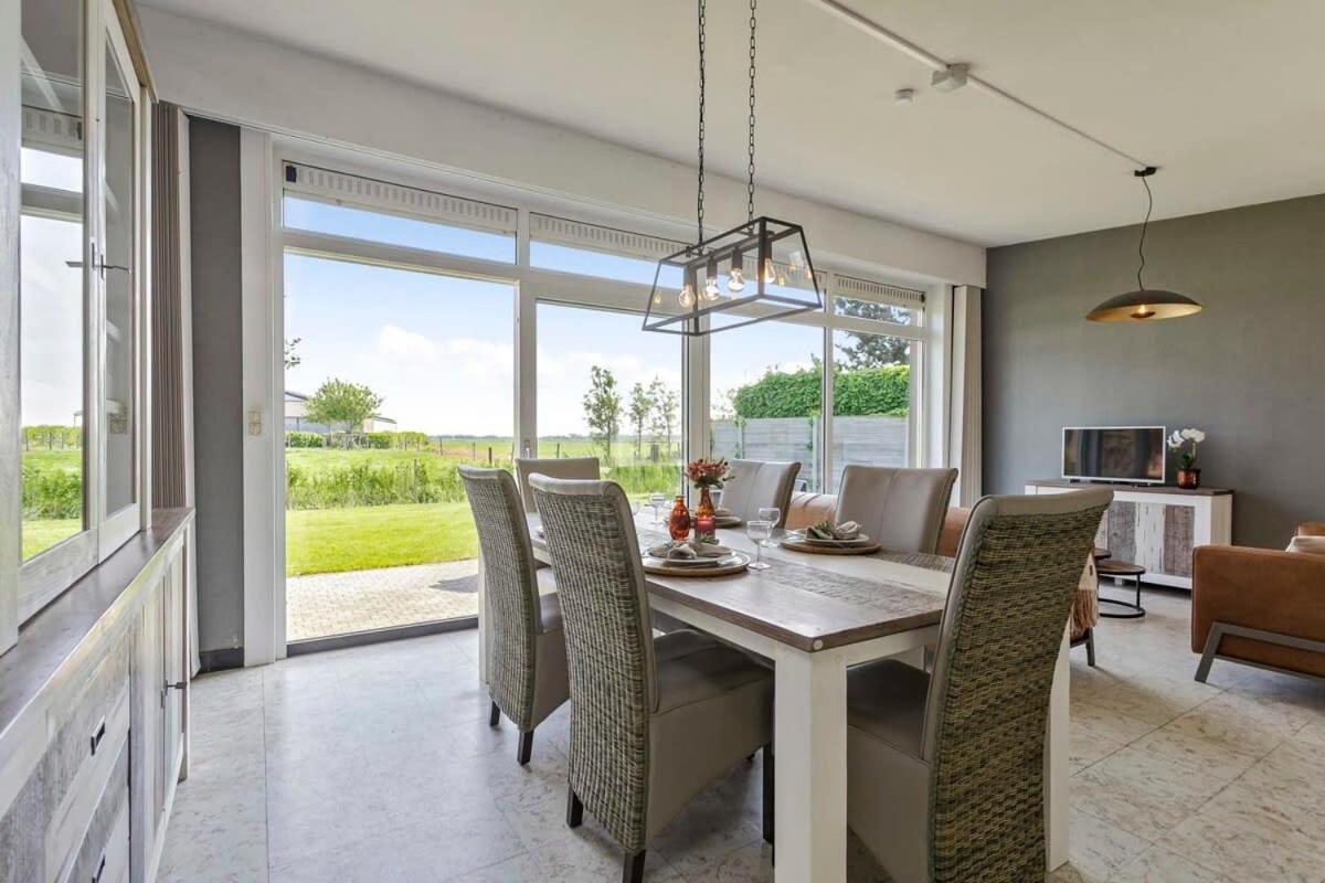 Huswell - Bungalow With Garden At 5 Minutes From The Beach Villa De Haan Esterno foto